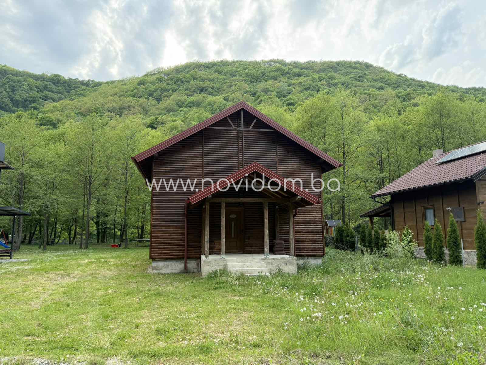 PROODAJE SE - Vikendica pored Une - Račić - BIHAĆ