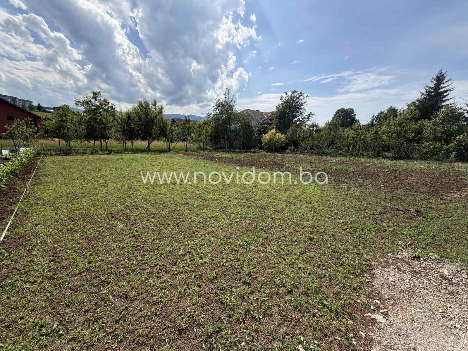 PRODAJE SE - Plac - Zemljište - DOLOVI - BIHAĆ