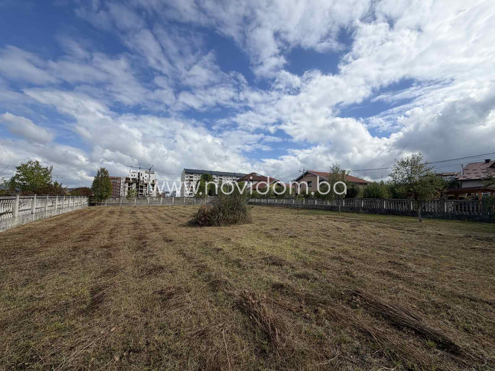 PRODAJE SE - Zemljište - CERAVCI - BIHAĆ